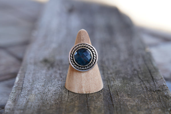 Apatite Ring, Size 8.75
