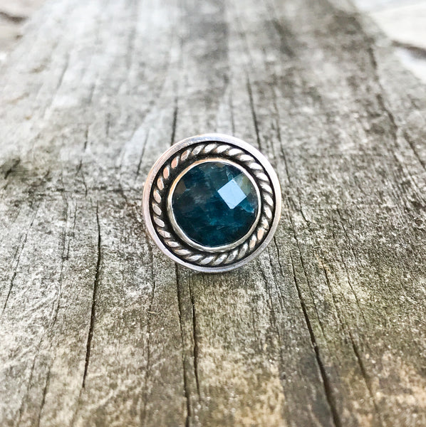 Apatite Ring, Size 8.75