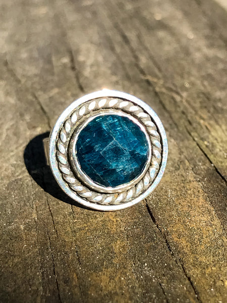 Apatite Ring, Size 8.75